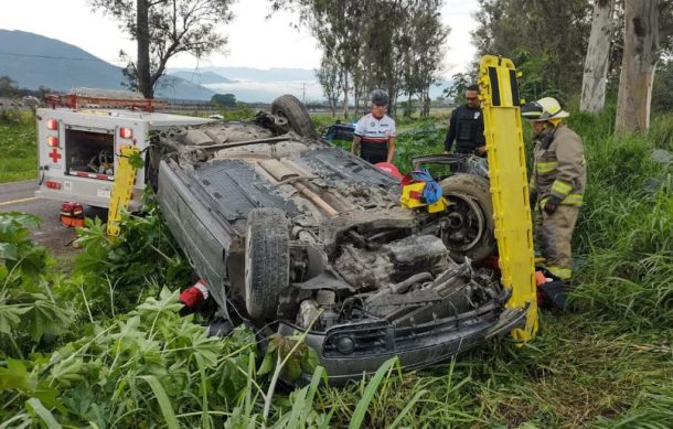 Deja tres heridos volcadura a la altura de Tuxpan