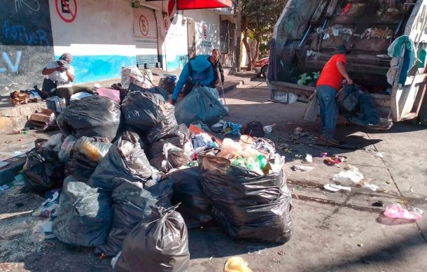 Fallas de Caabsa afectan la recolección en tianguis y mercados