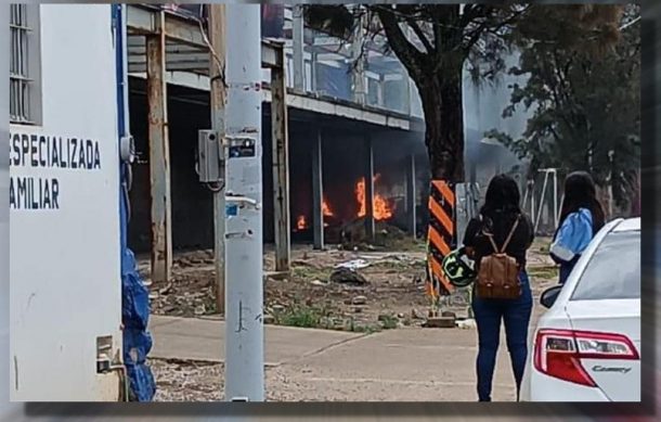 Se registra incendio en estadio de Alteños de Tepatitlán