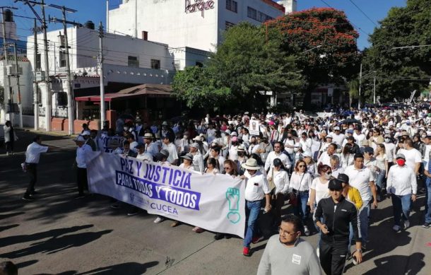 UdeG reporta 15 mil asistentes a marcha por desaparecidos