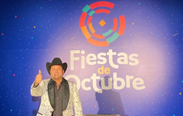 Julión Álvarez abarrota las Fiestas de Octubre