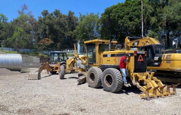 Acusan vecinos que obras en Parque San Rafael nunca se suspendieron