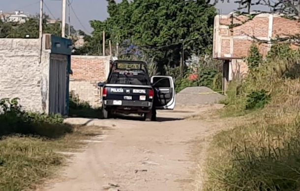 Abandonan cadáver en baldío de Tlaquepaque