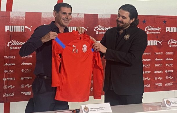 Chivas no remplazará a Fernando Hierro, en su lugar crea un Comité Técnico Deportivo