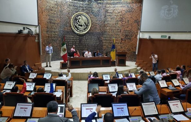 Nuevas sanciones a motociclistas, arrancones e incluso fumadores incorpora la Nueva Ley de Movilidad