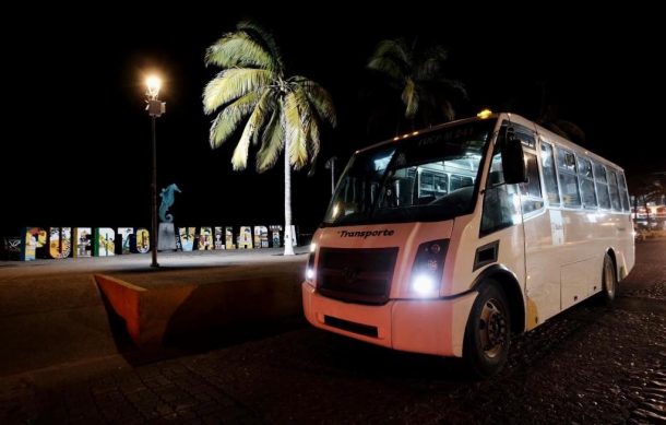 Regresa transporte público nocturno en Puerto Vallarta