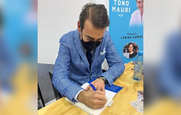 Toño Mauri presenta su libro en la FIL Guadalajara