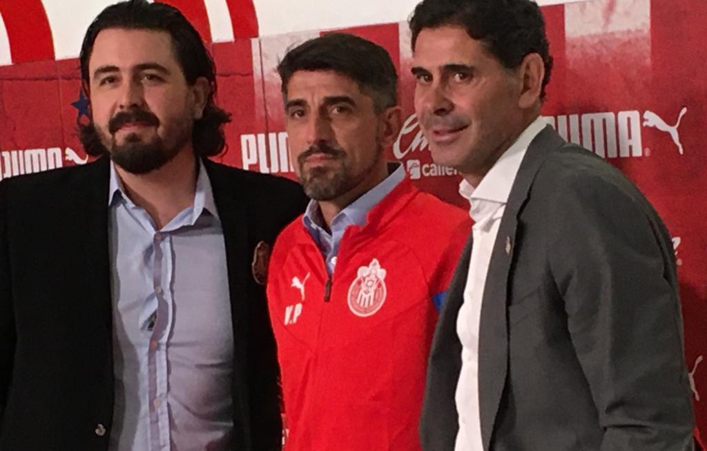 Chivas presenta a Veljko Paunovic como su nuevo director técnico