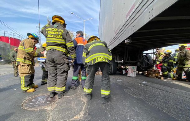 Motociclista sufrió grave accidente en Guadalajara