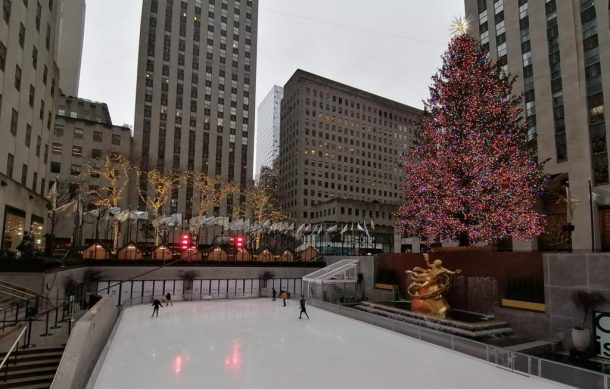 Encienden el árbol de Navidad del Rockefeller Center en NY