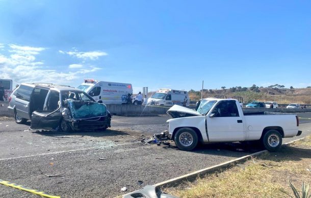 Fatal accidente en El Arenal dejó un muerto y siete heridos