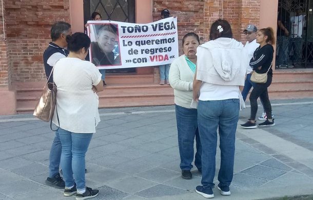 Vecinos de Chapala exigen localización de un desaparecido