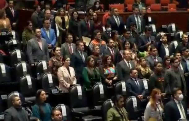 Diputados guardan minuto de silencio en memoria de Miguel Barbosa