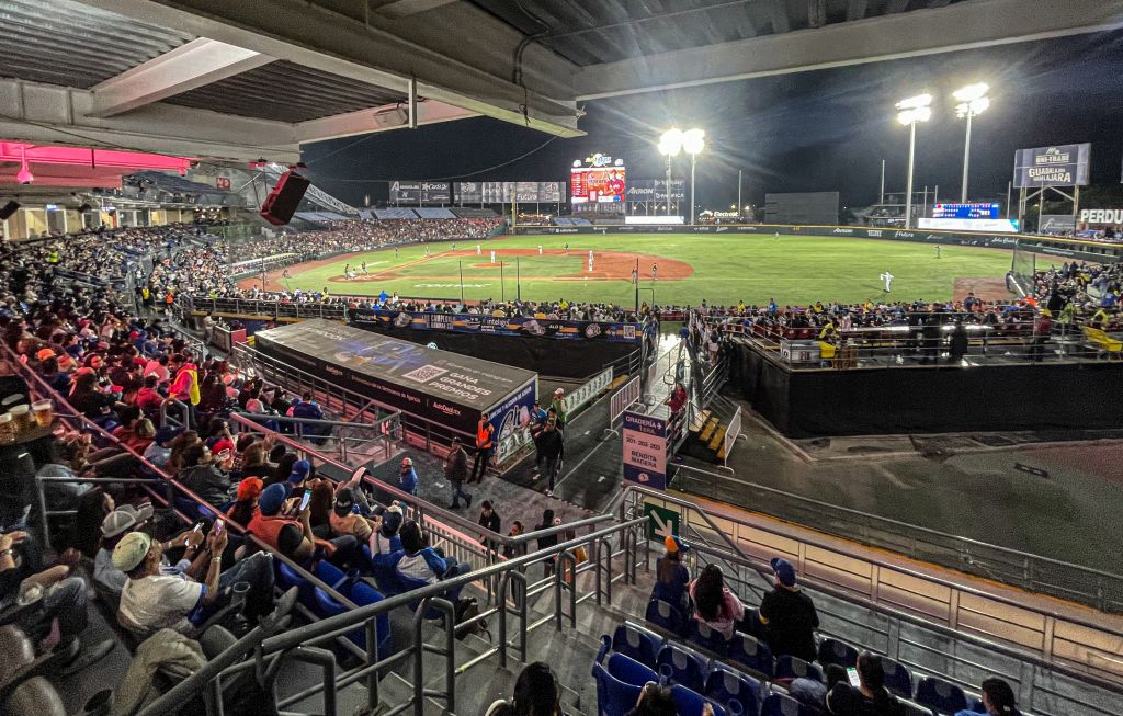 Naranjeros sigue sin ganar, cae de nuevo ante Charros