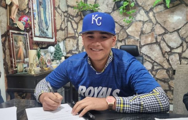 Los Reales de Kansas City firman al tapatío Jorge Luis Hernández