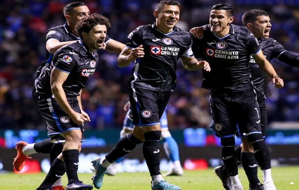 ¡Por fin! Cruz Azul venció 3-1 a Puebla y logra primer triunfo del torneo