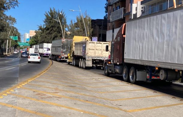 Llegan contingentes de transportistas a la SCT