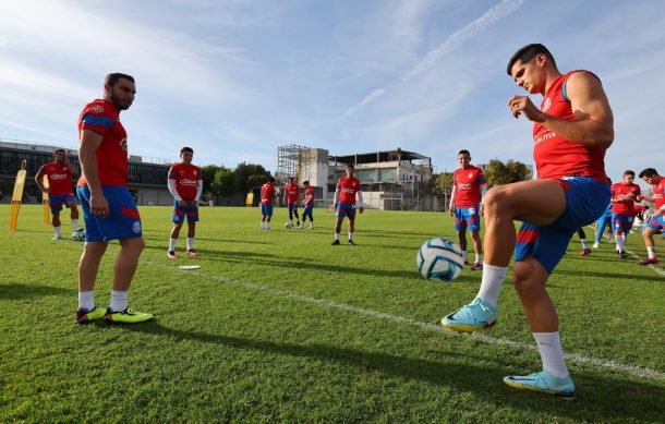 Chivas ya está en Estados Unidos para debutar en la Leagues Cup