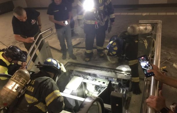 Humareda por falla en escalera afecta operaciones de dos estaciones del Tren Ligero