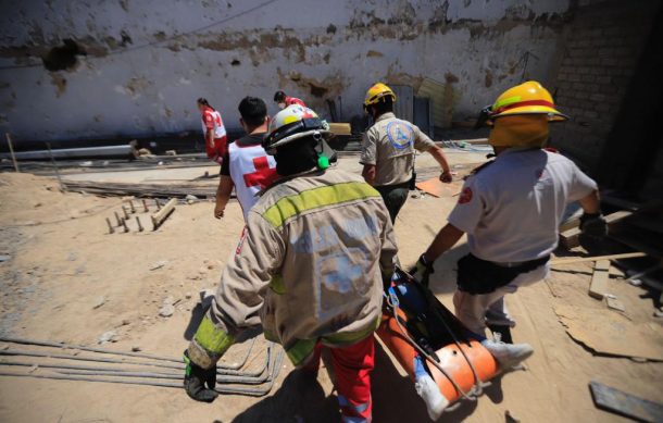 Trabajador sufre accidente en obras del Hospital Civil