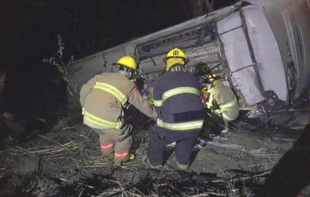 Aumenta a 18 cifra de fallecidos por accidente de autobús que iba a Guayabitos