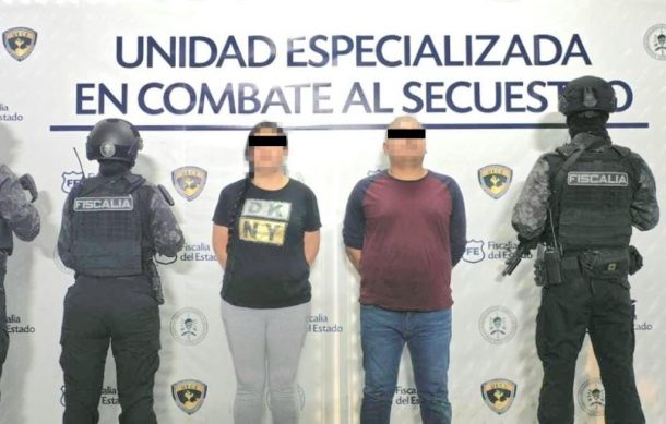 Vinculan a proceso a una pareja por secuestro de comerciantes