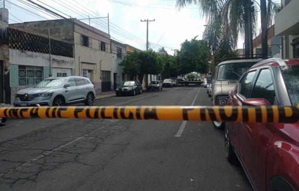 Asesinan a hombre en calles de la colonia Villaseñor de Guadalajara