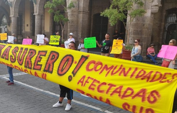 Afectados por basureros en Tonalá retiran plantón del Centro tapatío