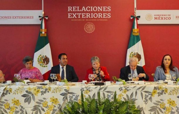 Canciller Bárcena se reunió con senadores de Morena, PRI y MC