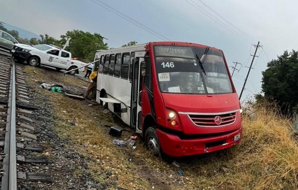 Aumenta cifra de fallecidos por accidente de tren, piden ayuda los familiares