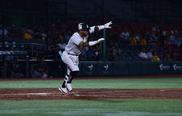 Mariachis vence a Bravos y se acerca a los playoffs