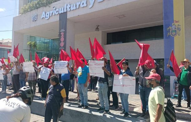 Integrantes de Antorcha Campesina demandan apoyos para productores