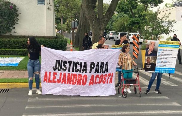 Acusan a policías de desaparición de comerciante