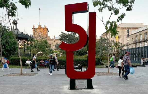 Lanzan advertencia para que reinstalen Antimonumento del 5J