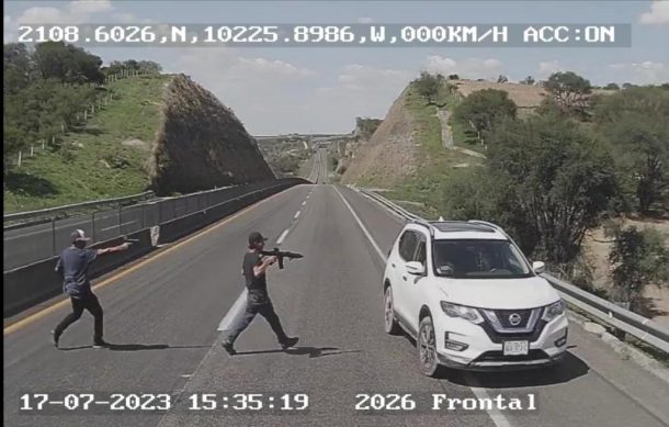 Captan en video asalto en autopista de Los Altos de Jalisco