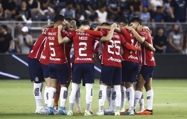 Con doblete del “Pocho” Guzmán, Chivas vence 2-0 de visita a San Luis