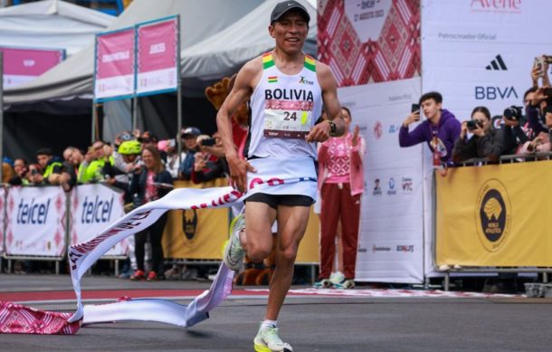 Héctor Garibay gana el Maratón de CMDX; impone récord