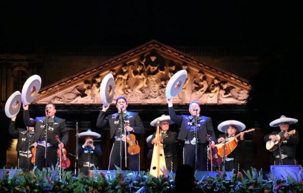 Realizan gala pública de mariachi en Plaza de la Liberación