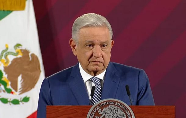 Celebra AMLO que Texas moviera las boyas en el Río Bravo