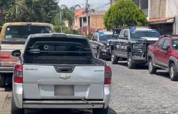 Balean a adulto y adolescente en Tlaquepaque por robarles camioneta