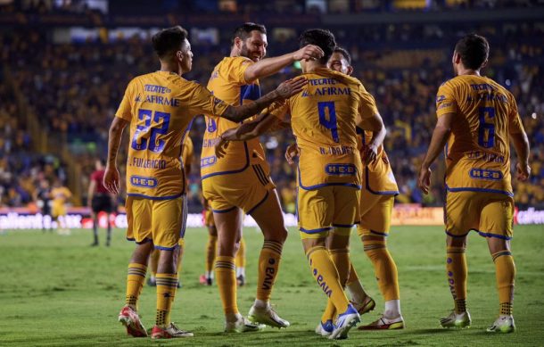 Tigres llega a la cima de la Liga MX