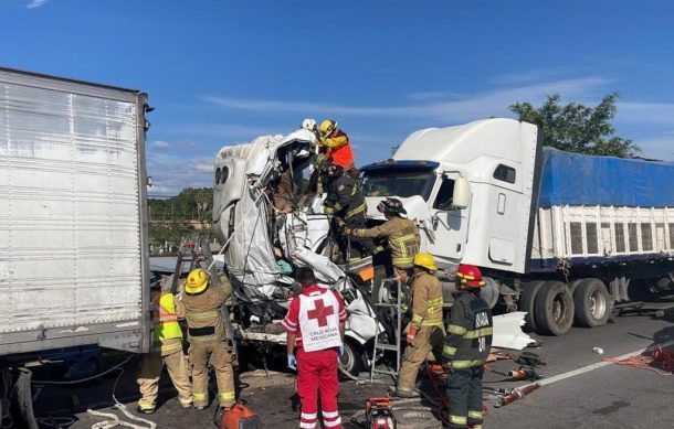 Mueren siete personas en fuerte accidente carretero en El Arenal