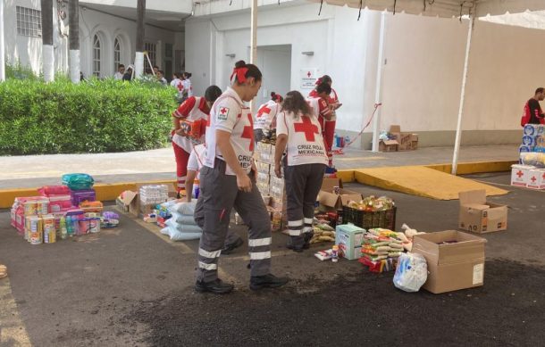 Piden no llevar agua, ropa y alimentos perecederos a centros de acopio de la Cruz Roja