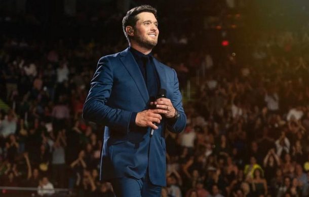 Michael Bublé ofrece romántica velada en el Auditorio Telmex