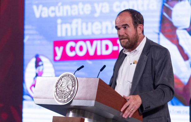 Avanza campaña de vacunación invernal contra influenza y Covid-19