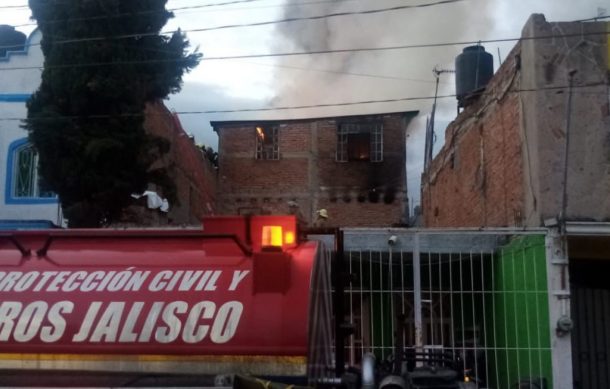 Incendio cobra dos vidas en vivienda de Tonalá