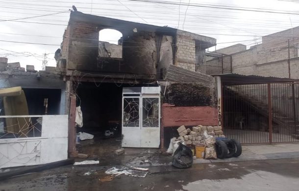 Incendio destruye finca del fraccionamiento Los Tulipanes en Tlajomulco