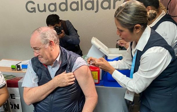 Arranca vacunación contra influenza en Jalisco