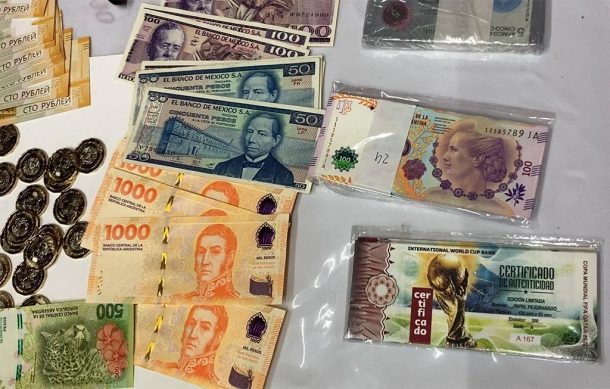 Realizan en GDL convención para coleccionistas de monedas y billetes