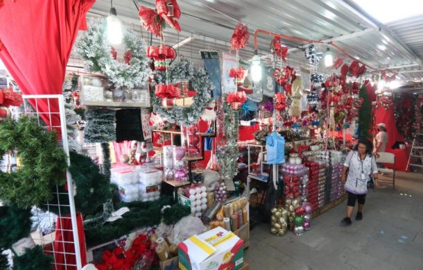 Autorizan instalación de cinco mil comerciantes en tianguis navideños en GDL